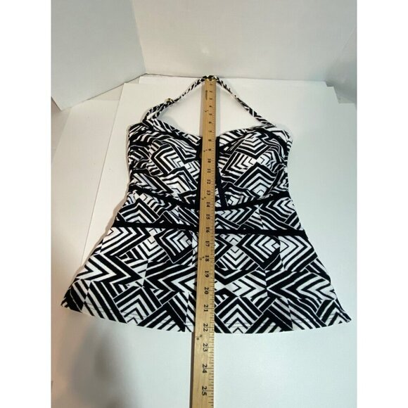 Island Waves Estilo Black & White Swim Suit Top with Halter Strap Women’s 8 NWOT - Picture 9 of 9